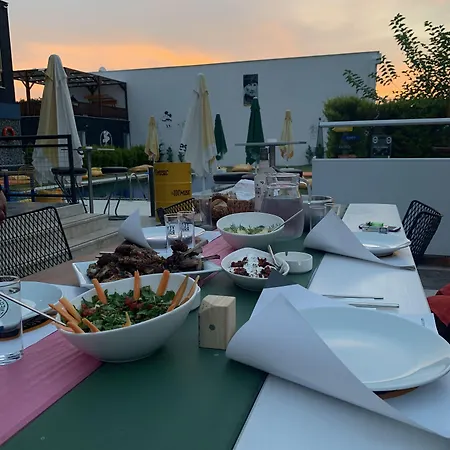 Nocleg ze śniadaniem Kuluep Laka 1969 3*